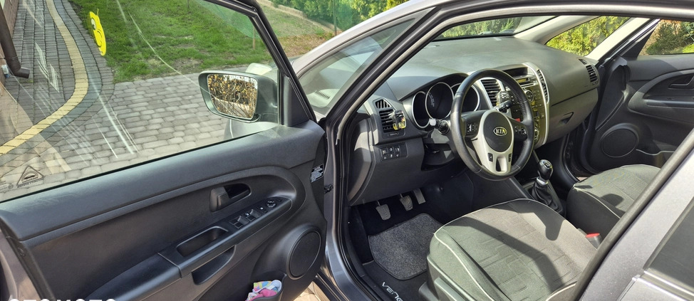 Kia Venga cena 13500 przebieg: 301500, rok produkcji 2010 z Krotoszyn małe 67